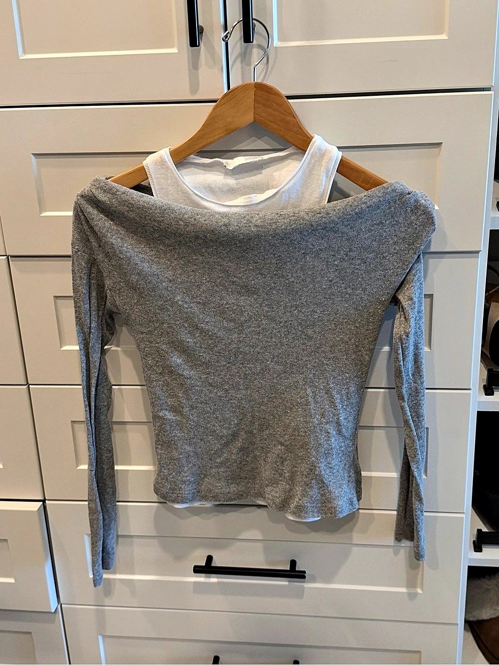 Zara  Gray & White Long Sleeve